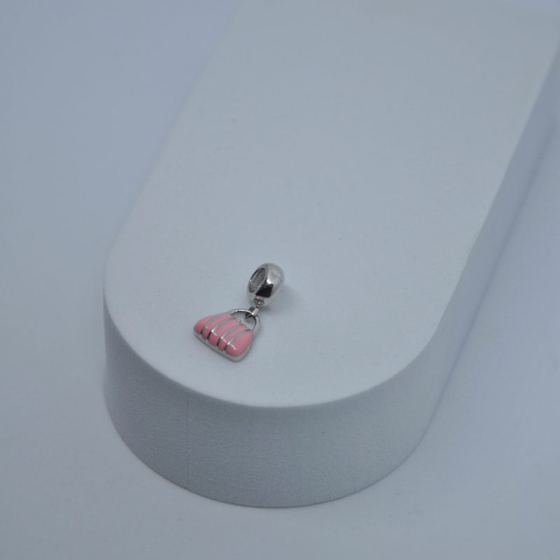 Táska charm